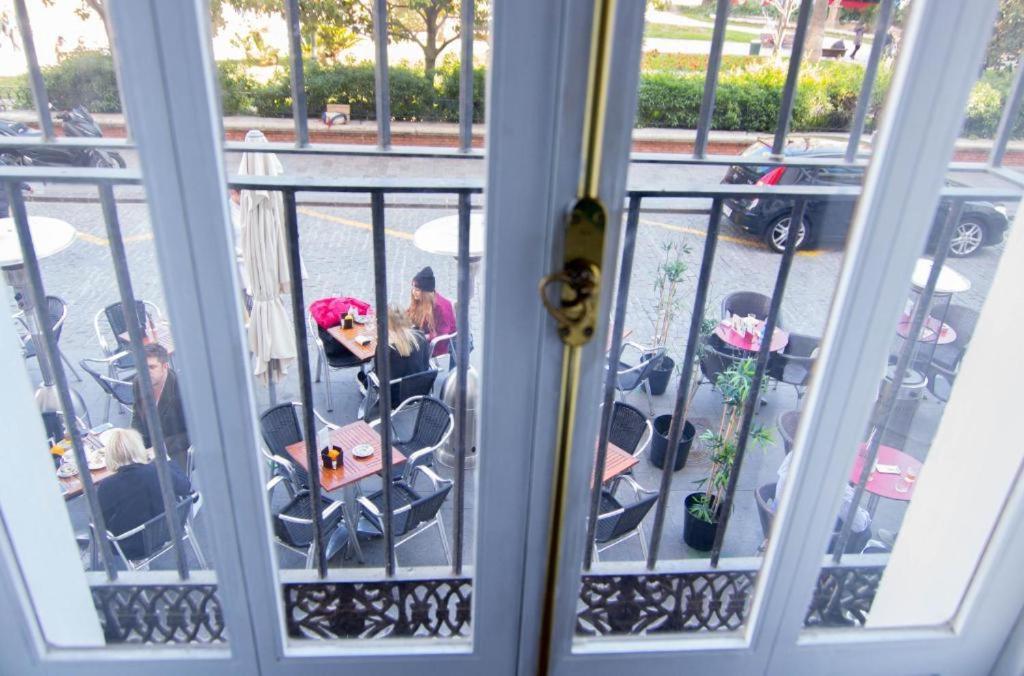 B&B - El Magnanimo Valencia Eksteriør bilde