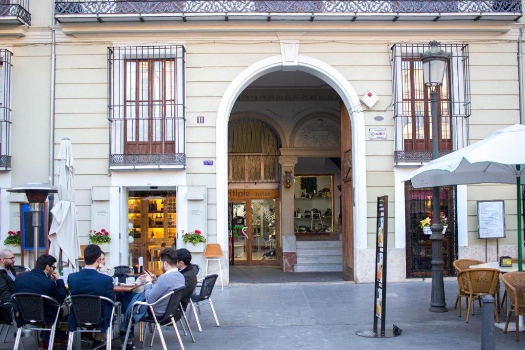 B&B - El Magnanimo Valencia Eksteriør bilde